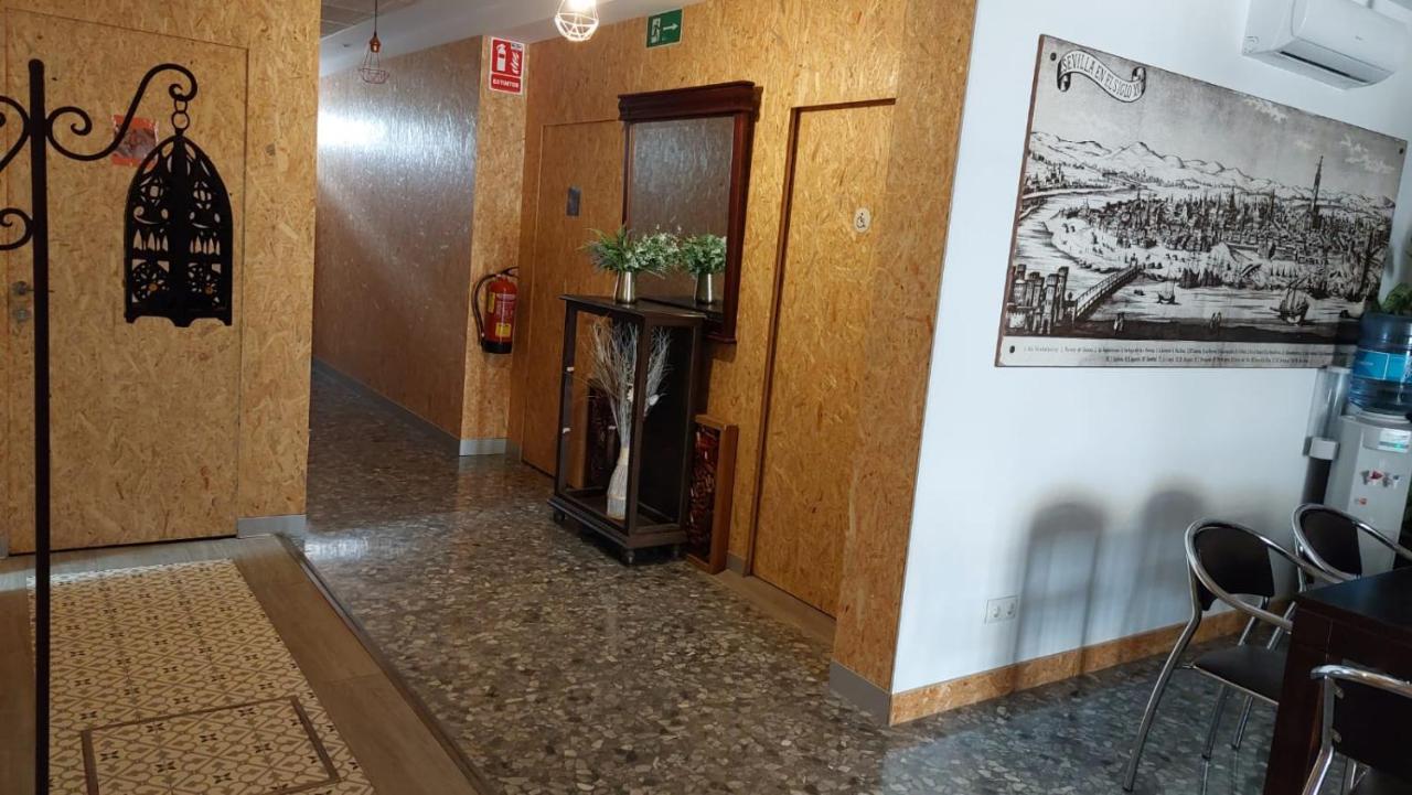 Italica Hostel Santiponce Dış mekan fotoğraf