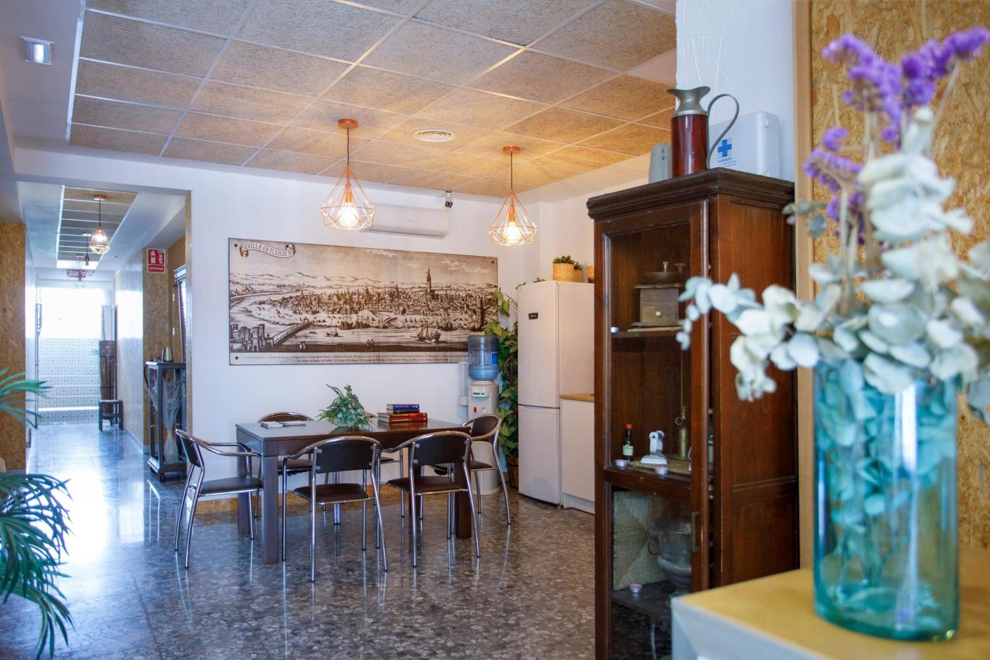 Italica Hostel Santiponce Dış mekan fotoğraf