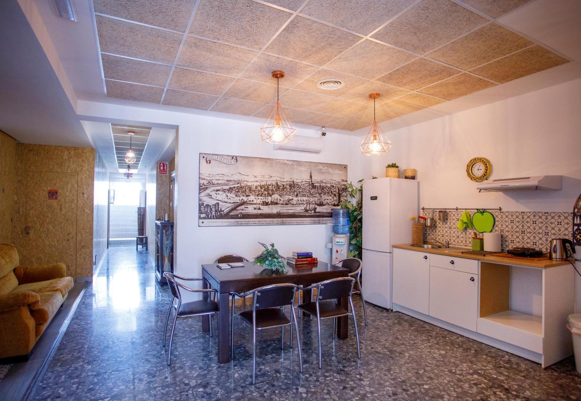Italica Hostel Santiponce Dış mekan fotoğraf